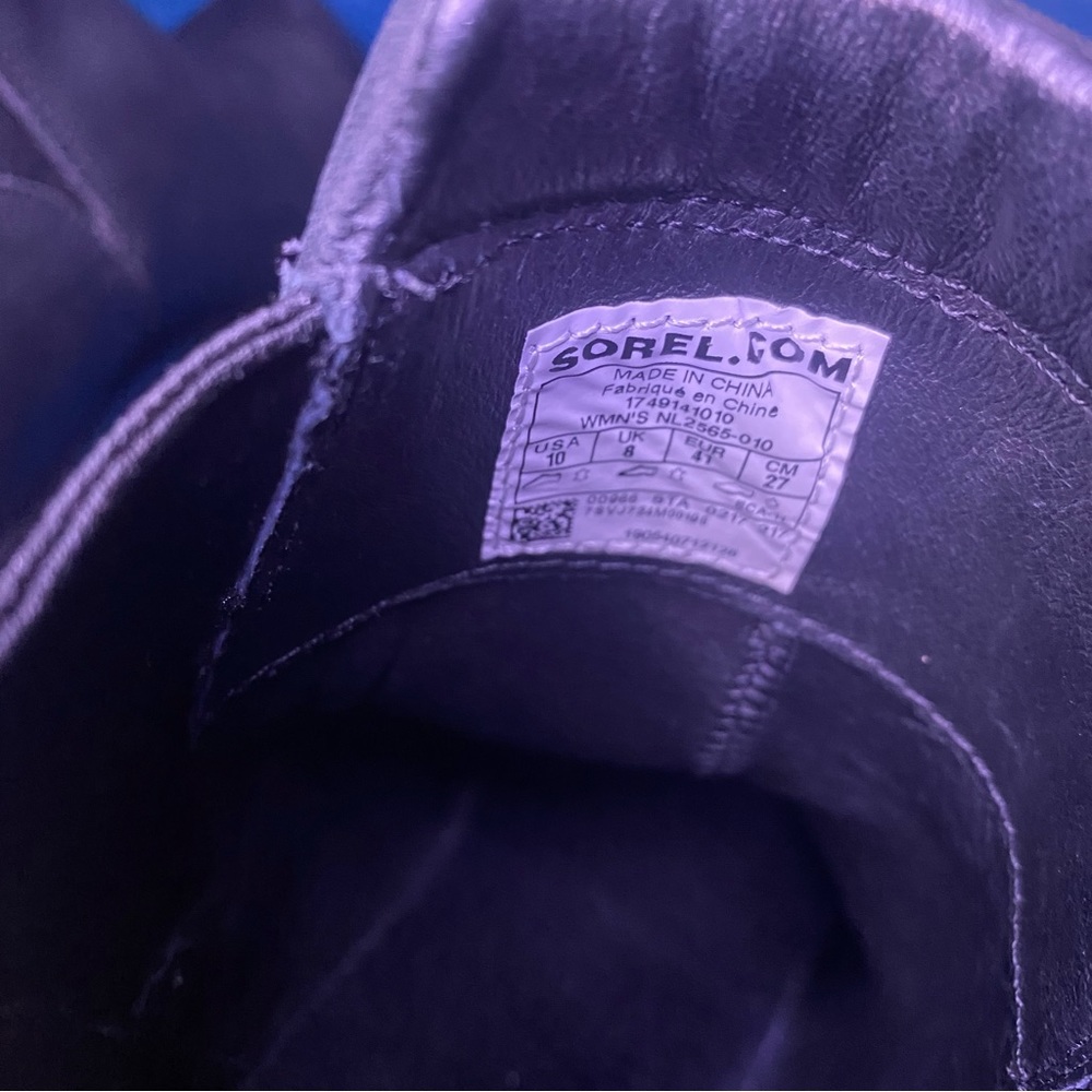 Sorel After Hours Chelsea Boot in black leather - Picture 10 of 12
